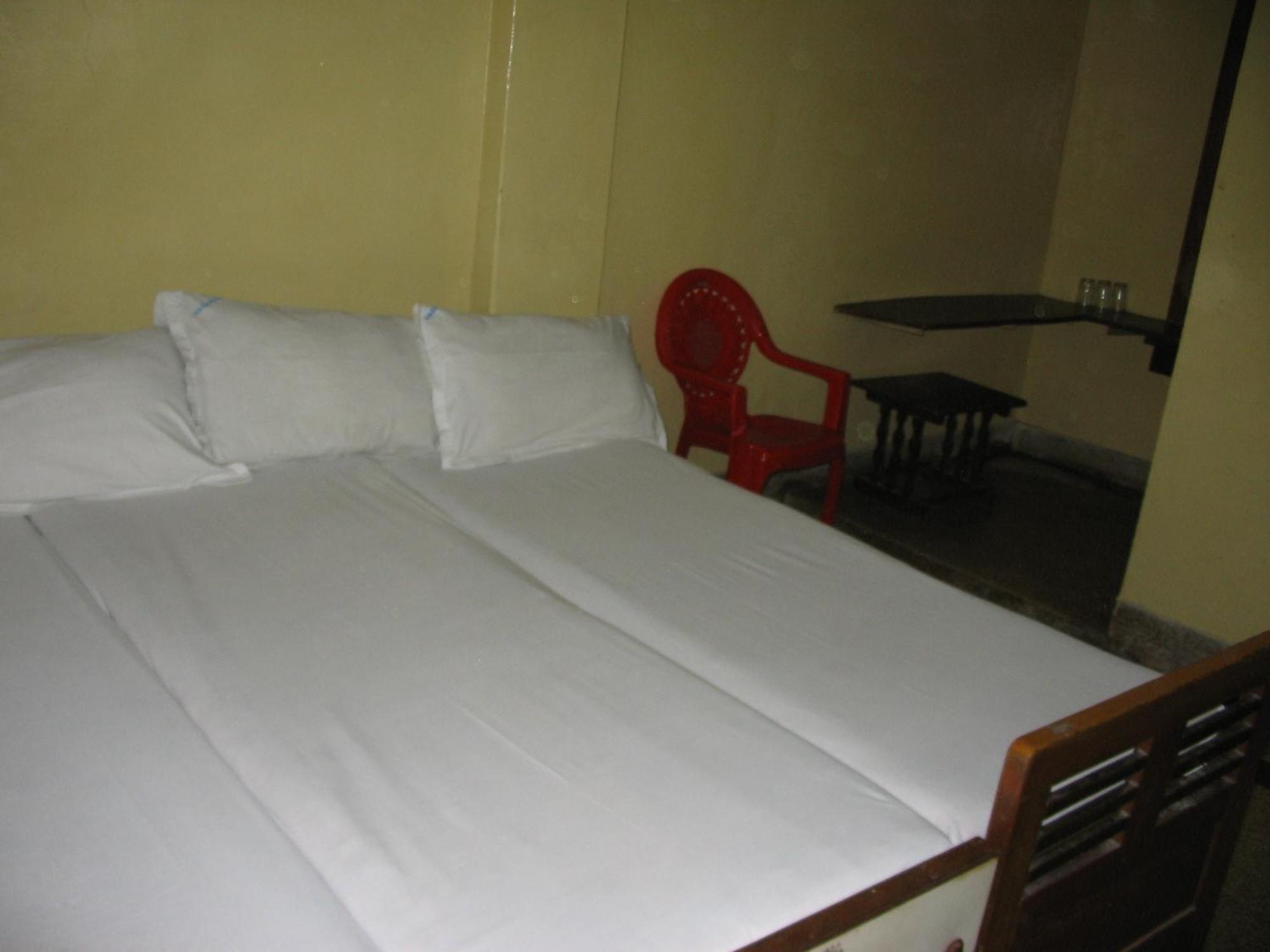 Vasantha Lodge Purasawalkam Τσενάι Δωμάτιο φωτογραφία