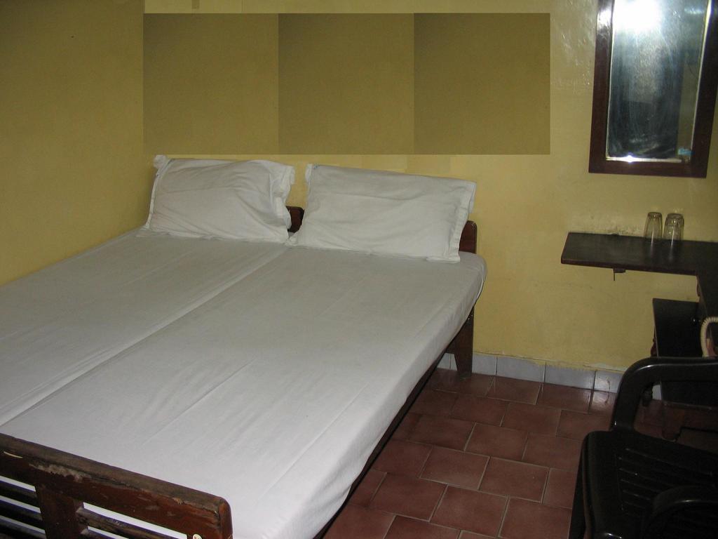 Vasantha Lodge Purasawalkam Τσενάι Δωμάτιο φωτογραφία
